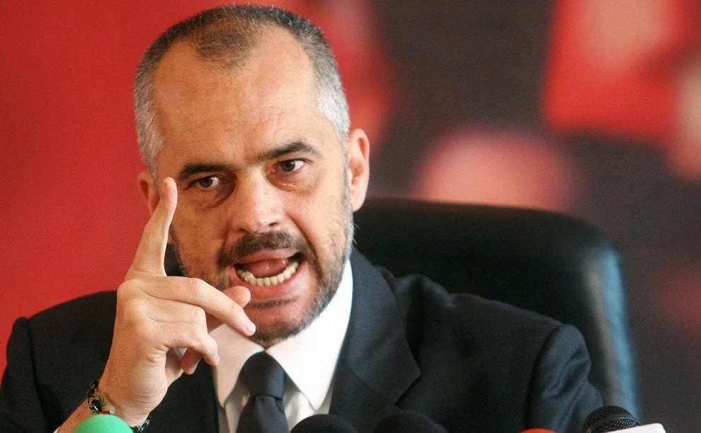 Ετοιμάζουν νέες λίστες κατά Ελλήνων οι Αλβανοί – «Εξτρεμιστές οι Βορειοηπειρώτες» – Φόβοι για «πογκρόμ» κατά της μειονότητας